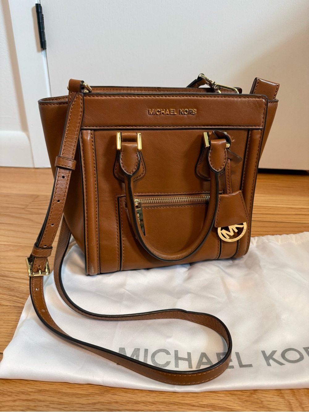 MICHAEL KORS Colette Leather Crossbody Satchel - Excellent Condition